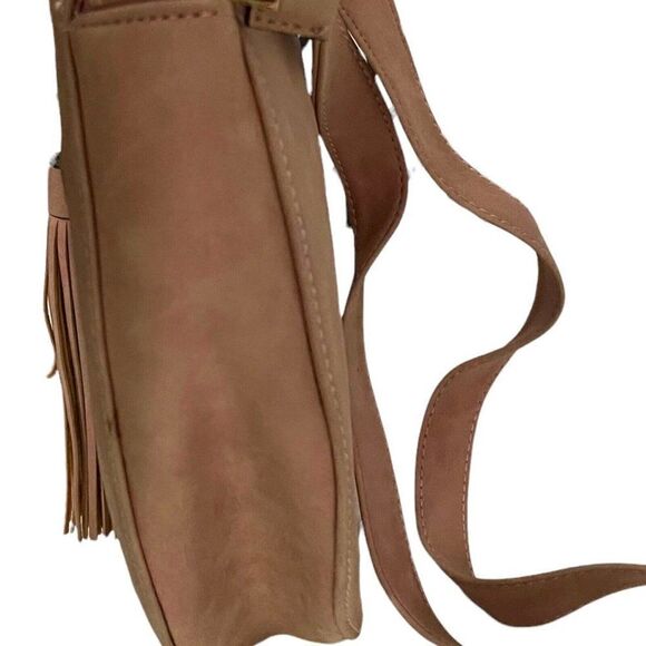 Steve Madden Faux Leather Cross Body Bag Women's Blush Pink Boho Tassel Pockets - Picture 11 of 12